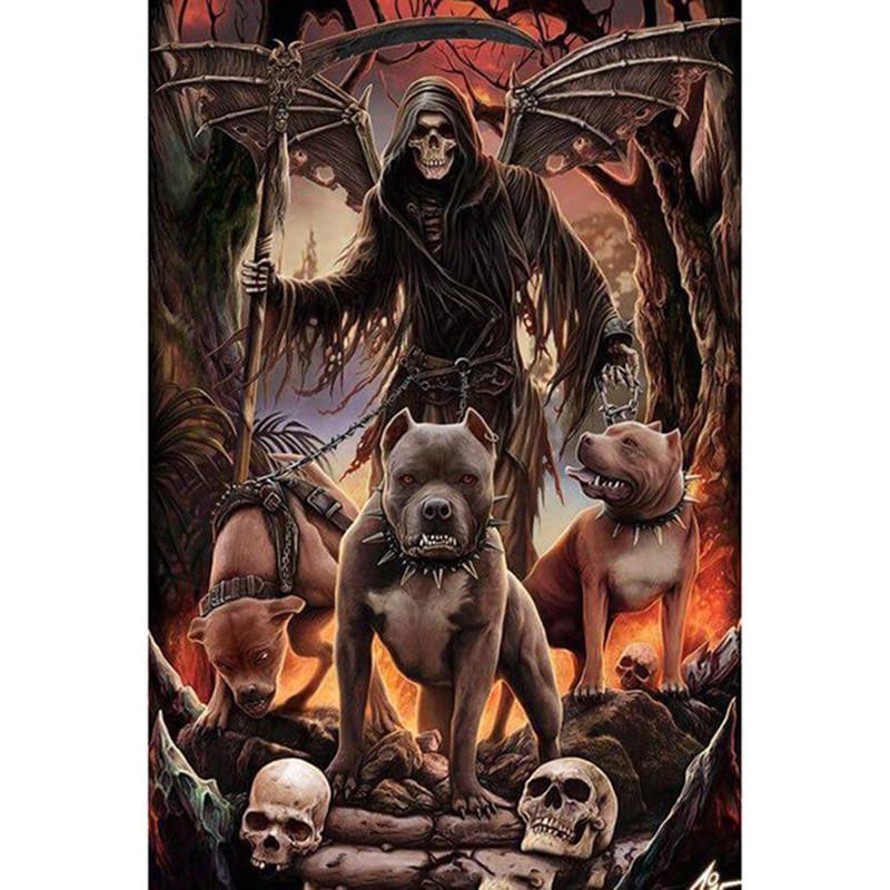 Skull With Dog Diamo...